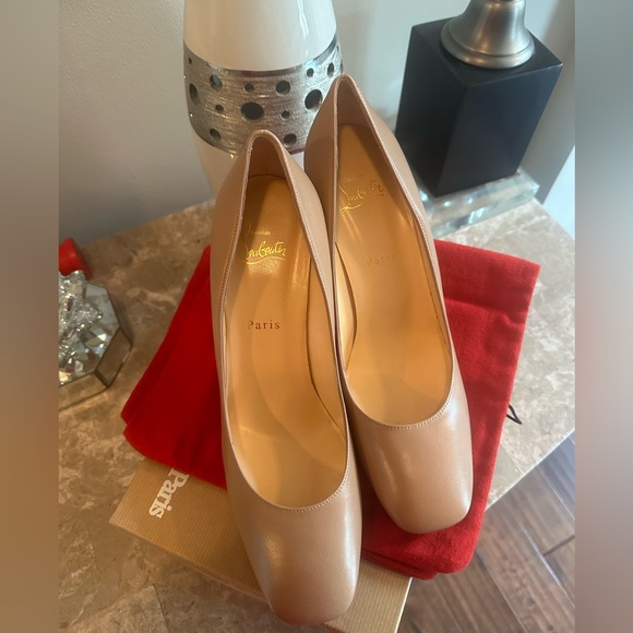 🔥🔥🔥Authentic Christian Louboutin Viva Pump 85 Nude Size 10.5 - Picture 2 of 16